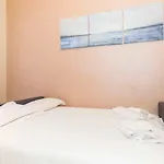 Borgo Filadelfia Functional Apartment